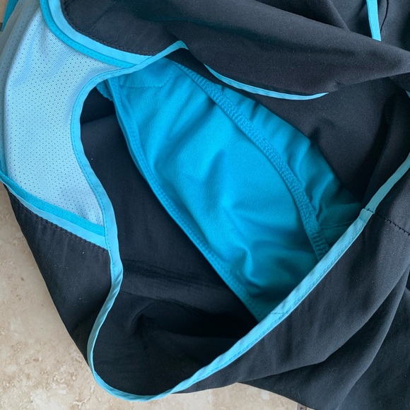 Nike dri fit running shorts with built in culotte - Picture 4 of 4